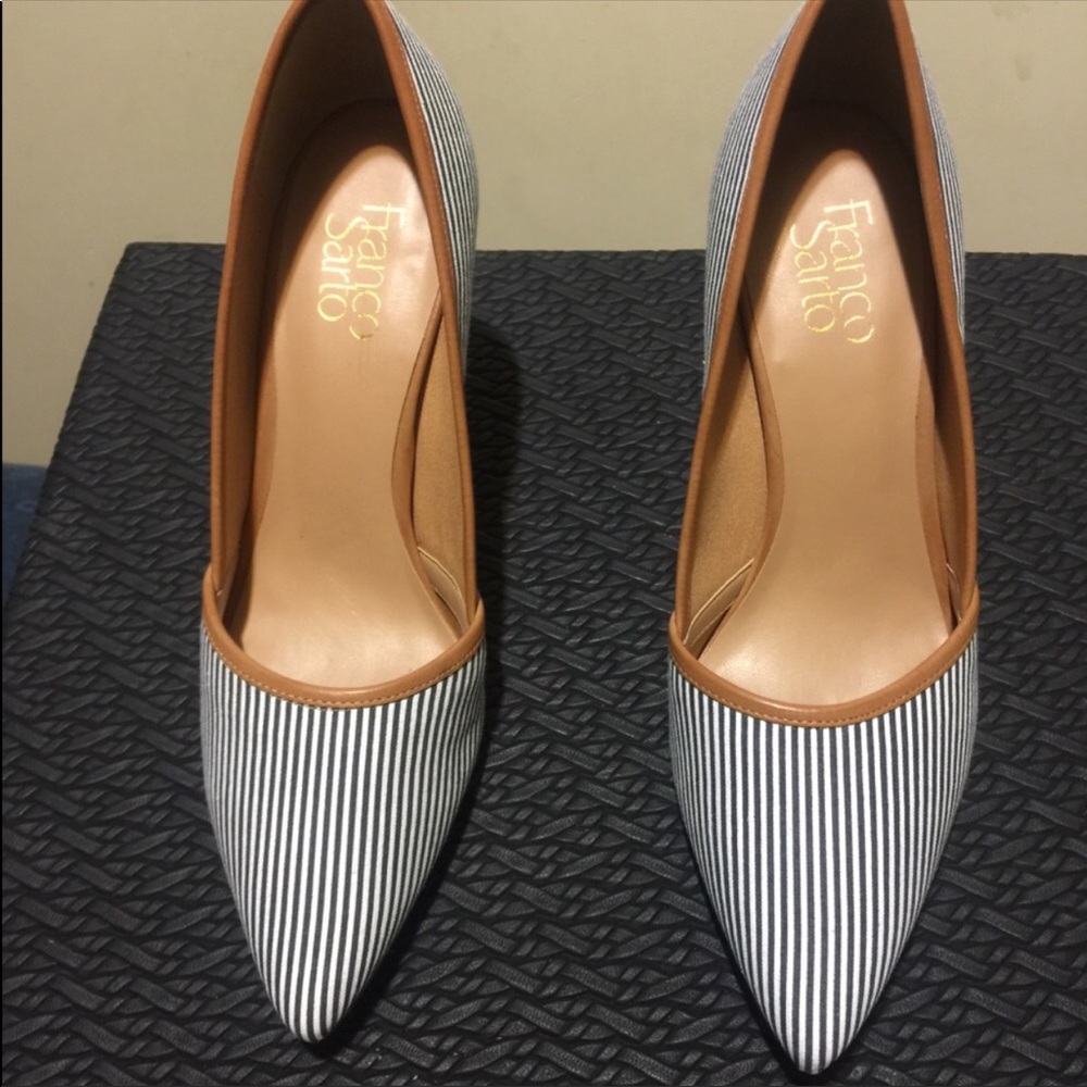 Super chic/comfy heels. - Picture 2 of 4